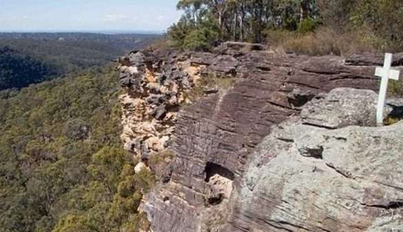 Springwood to Springwood via Martins Lookout and Lostword (20km)