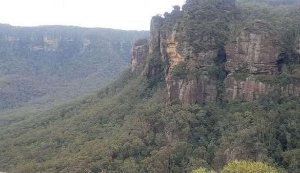 Katoomba Station to Wentworth Falls Station via SPT/ Kedumba Valley Rd (28km)
